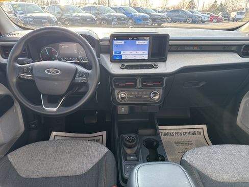 Used 2024 Ford Maverick XLT image 13