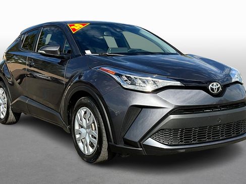 Used 2020 Toyota C-HR LE image 10