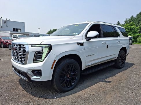 New 2026 GMC Yukon Denali AWD/4WD image 2
