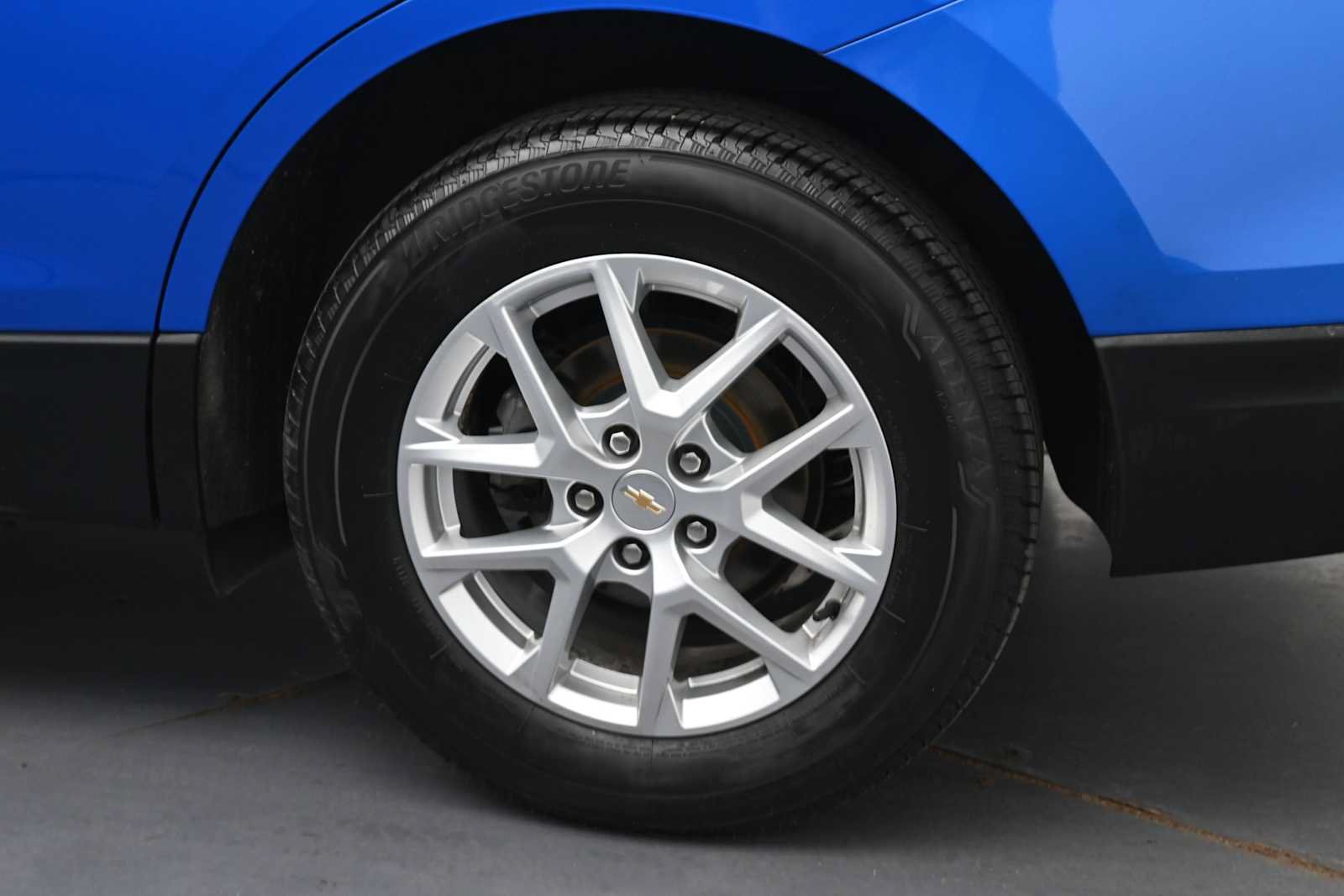 Used 2024 Chevrolet Equinox LT AWD/4WD image 5