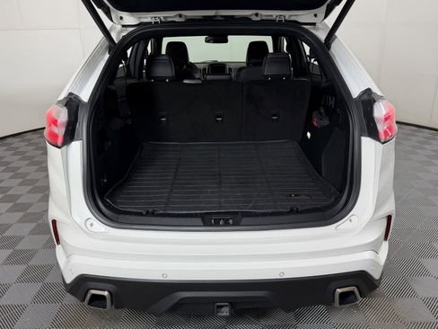 Used 2023 Ford Edge ST image 7