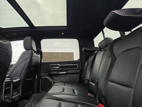 Used 2022 RAM 1500 Laramie image 7