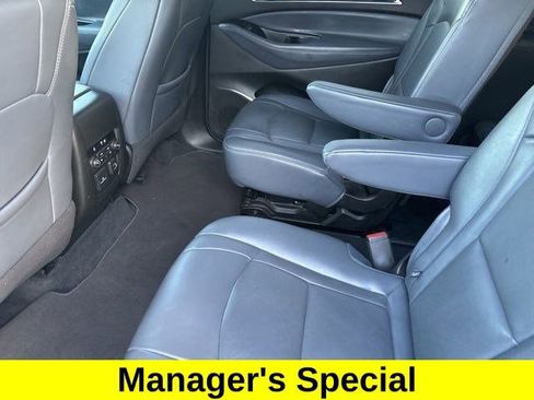 Used 2024 Buick Enclave Premium FWD image 30