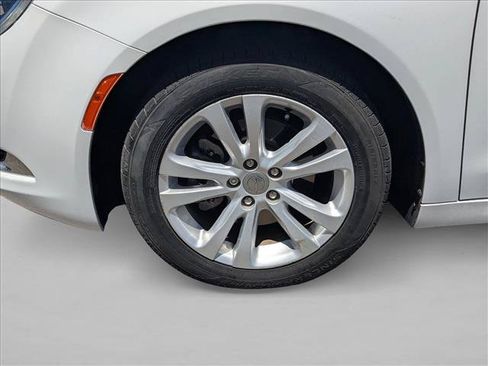 Used 2016 Chrysler 200 Limited w/ Anniversary Edition FWD image 23