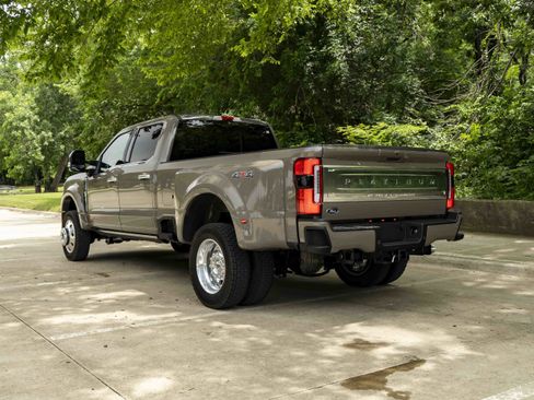 Used 2026 Ford F450 Platinum w/ Platinum Plus Package AWD/4WD image 7