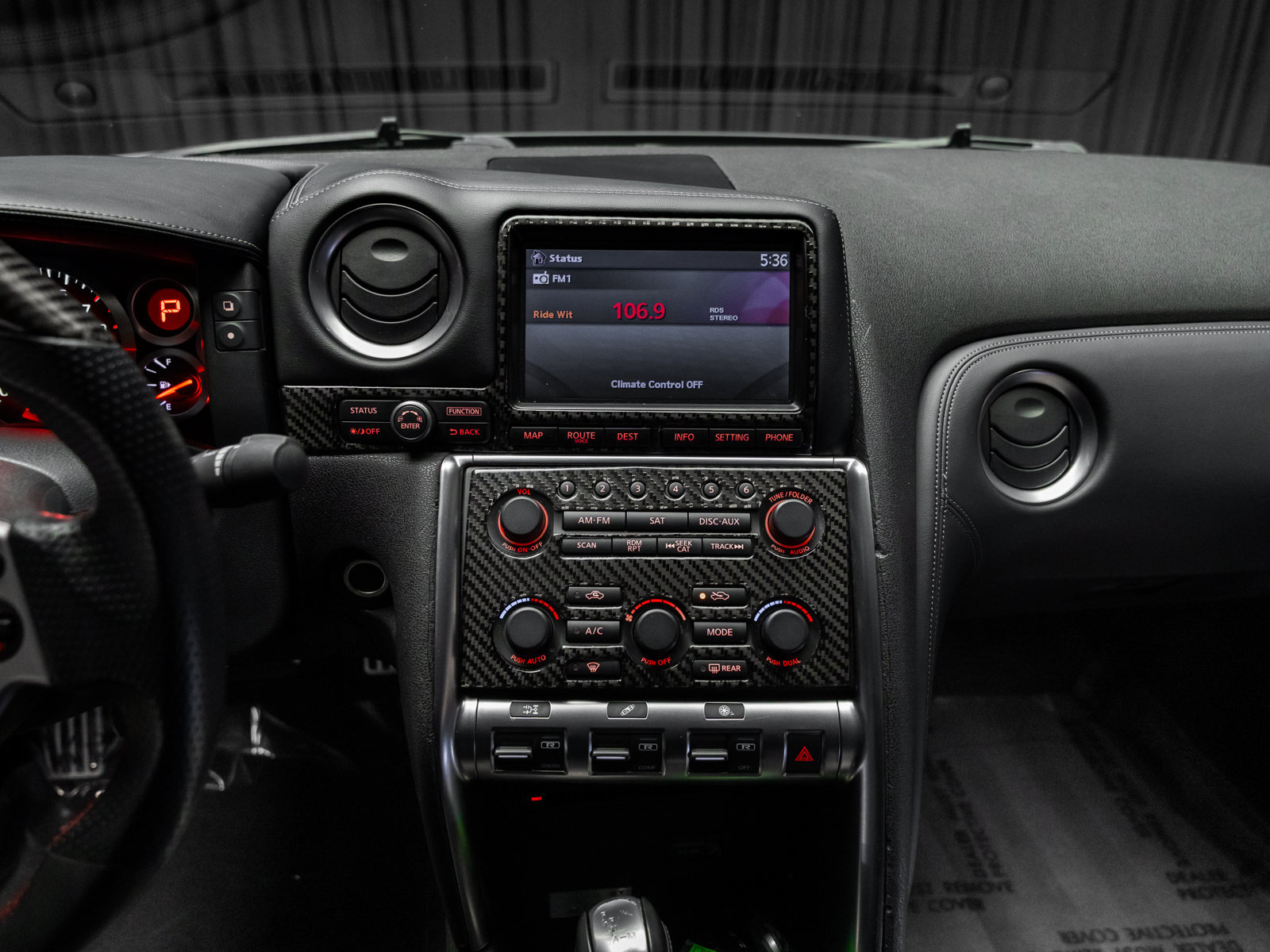 Used 2009 Nissan GT-R Premium AWD/4WD image 6