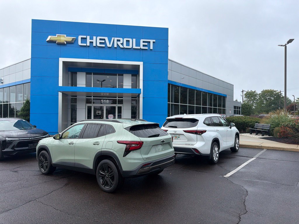Certified 2024 Chevrolet Trax ACTIV w/ Driver Confidence Package FWD image 6