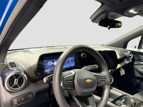 New 2026 Chevrolet Blazer EV LT image 12