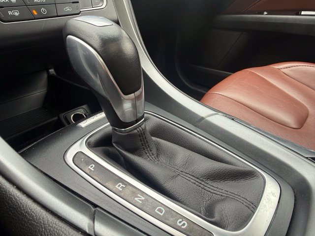 Used 2016 Ford Fusion SE w/ Equipment Group 202A FWD image 27