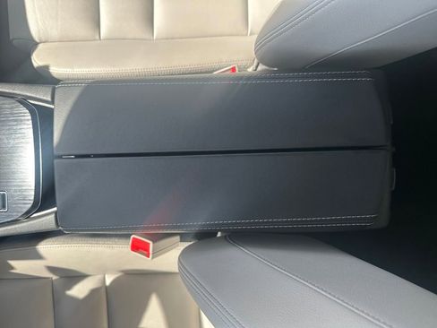 Certified 2024 Nissan Rogue SL w/ SL Premium Package image 27