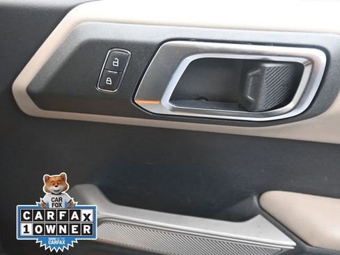 Used 2022 Ford Bronco Wildtrak image 15