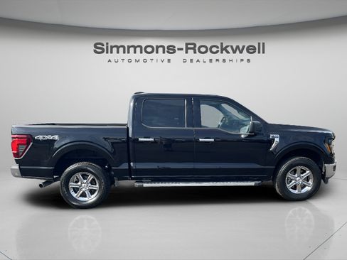 Used 2025 Ford F150 XLT w/ Equipment Group 301A Standard AWD/4WD image 6