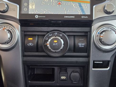 Used 2023 Toyota 4Runner SR5 Premium w/ Moonroof Package RWD image 9