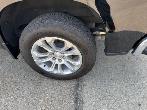 Certified 2023 Chevrolet Silverado 1500 LTZ w/ LTZ Convenience Package II AWD/4WD image 12