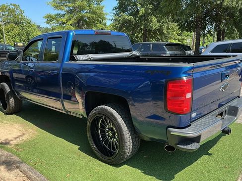 Used 2017 Chevrolet Silverado 1500 LT w/ All Star Edition AWD/4WD image 4