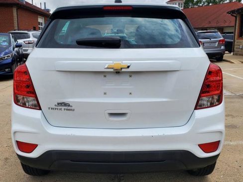 Used 2018 Chevrolet Trax LS AWD/4WD image 8