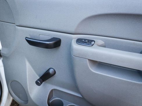 Used 2014 Chevrolet Silverado 2500 W/T image 26