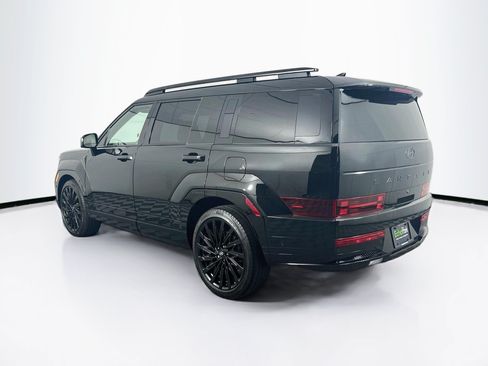 Used 2025 Hyundai Santa Fe Calligraphy FWD image 5