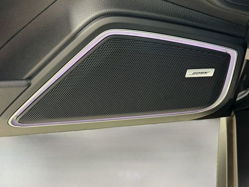 Used 2023 Porsche Panamera AWD/4WD image 19