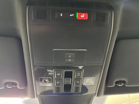 Used 2021 Volkswagen Tiguan SEL Premium R-Line AWD/4WD image 23