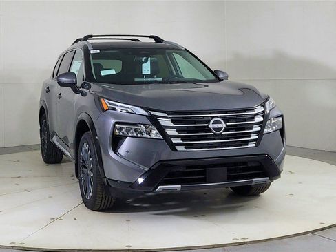 New 2026 Nissan Rogue Platinum w/ Platinum Premium Package image 2