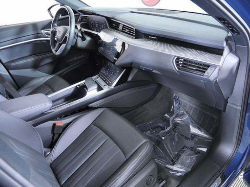 Certified 2024 Audi Q8 e-tron Premium Plus w/ Premium Plus Package AWD/4WD image 11
