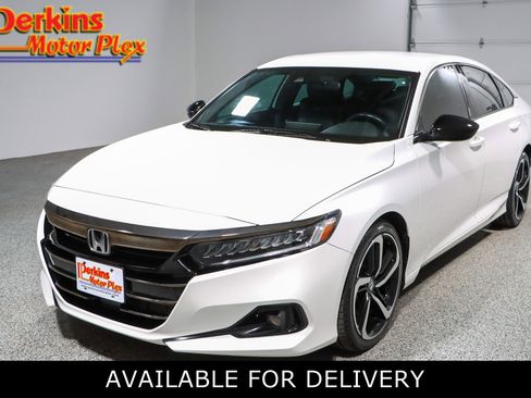 Used 2022 Honda Accord Sport image 1
