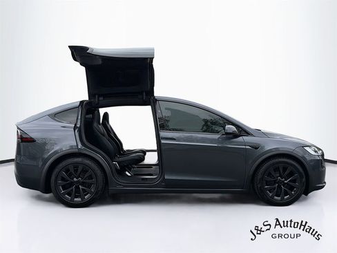 Used 2022 Tesla Model X Plaid AWD/4WD image 8
