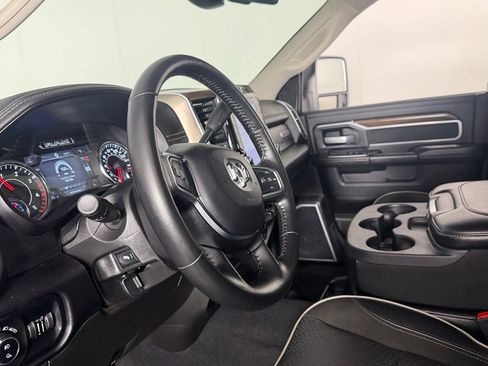 Used 2024 RAM 2500 Laramie AWD/4WD image 17