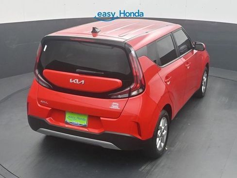 Used 2023 Kia Soul LX w/ LX Technology Package image 24