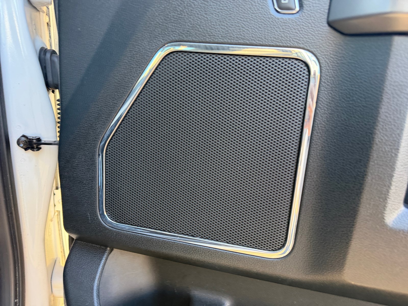 Used 2019 Ford F350 Platinum w/ Platinum Ultimate Package AWD/4WD image 27