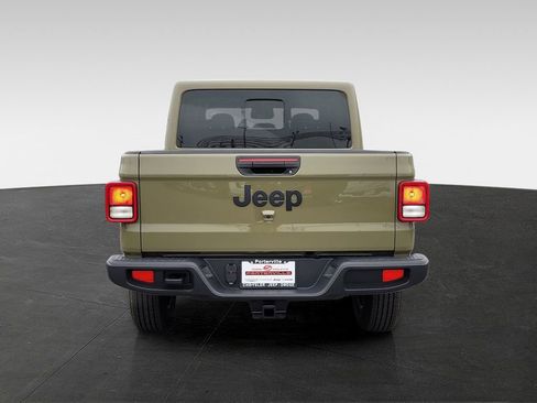 New 2026 Jeep Gladiator Sport image 5