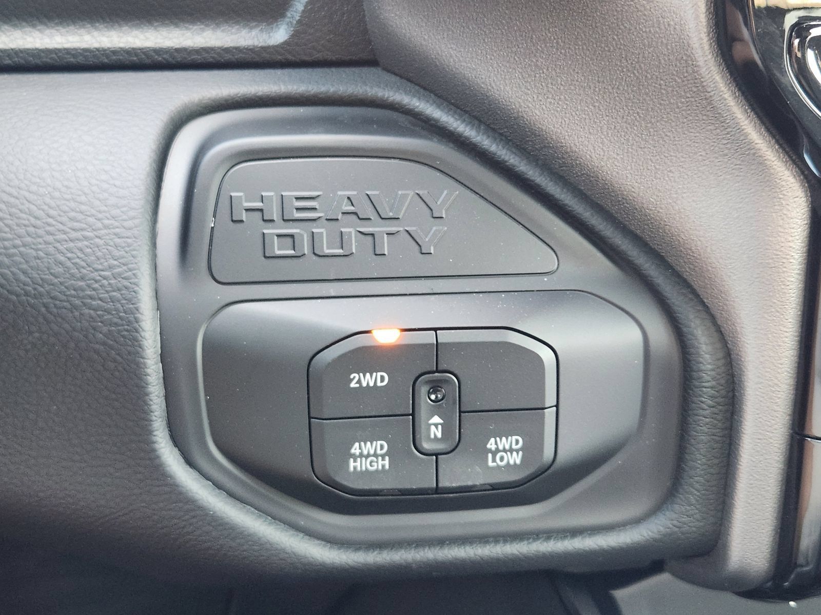 New 2026 RAM 3500 Laramie AWD/4WD image 21
