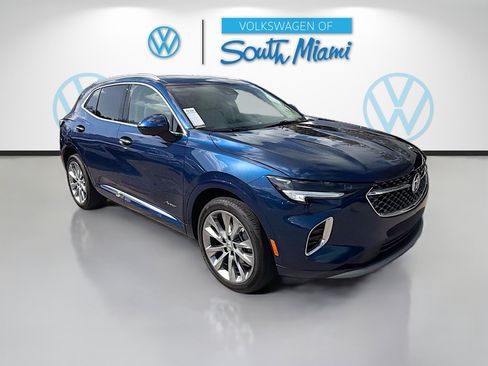 Used 2023 Buick Envision Avenir image 1