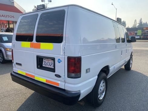 Used 2010 Ford E-250 and Econoline 250 image 5