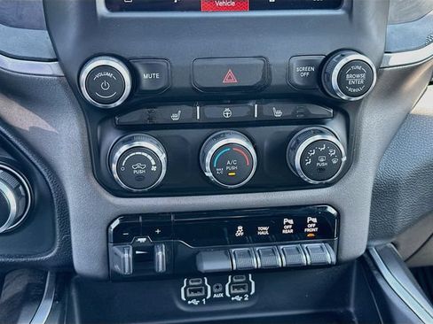Used 2023 RAM 1500 Big Horn AWD/4WD image 16
