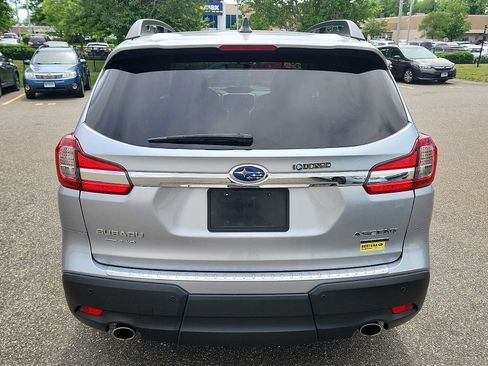 Used 2022 Subaru Ascent Limited w/ Technology Package AWD/4WD image 5