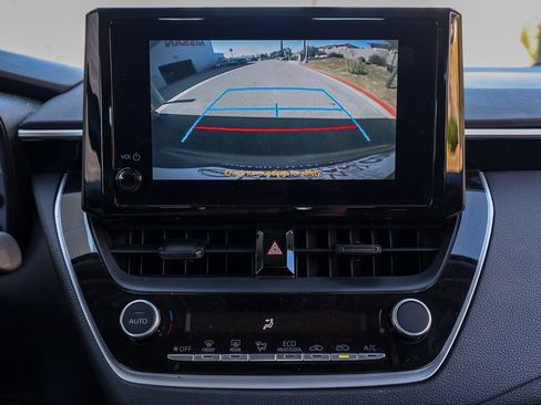 Used 2024 Toyota Corolla LE image 29