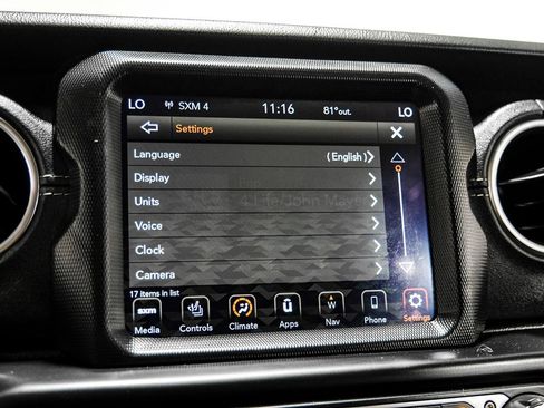 Used 2020 Jeep Wrangler Unlimited Sahara AWD/4WD image 33