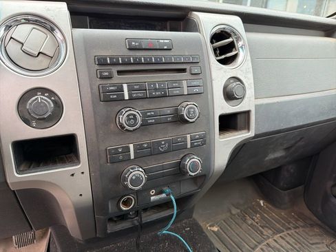 Used 2011 Ford F150 XLT w/ XLT Chrome Pkg image 17