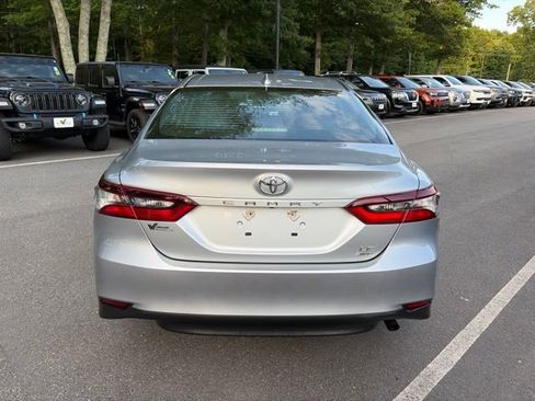 Used 2022 Toyota Camry LE AWD/4WD image 5