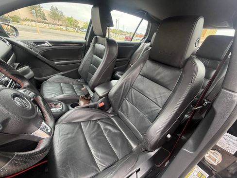 Used 2014 Volkswagen GTI Driver's Edition FWD image 17