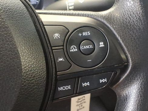 Used 2023 Toyota Corolla LE FWD image 12