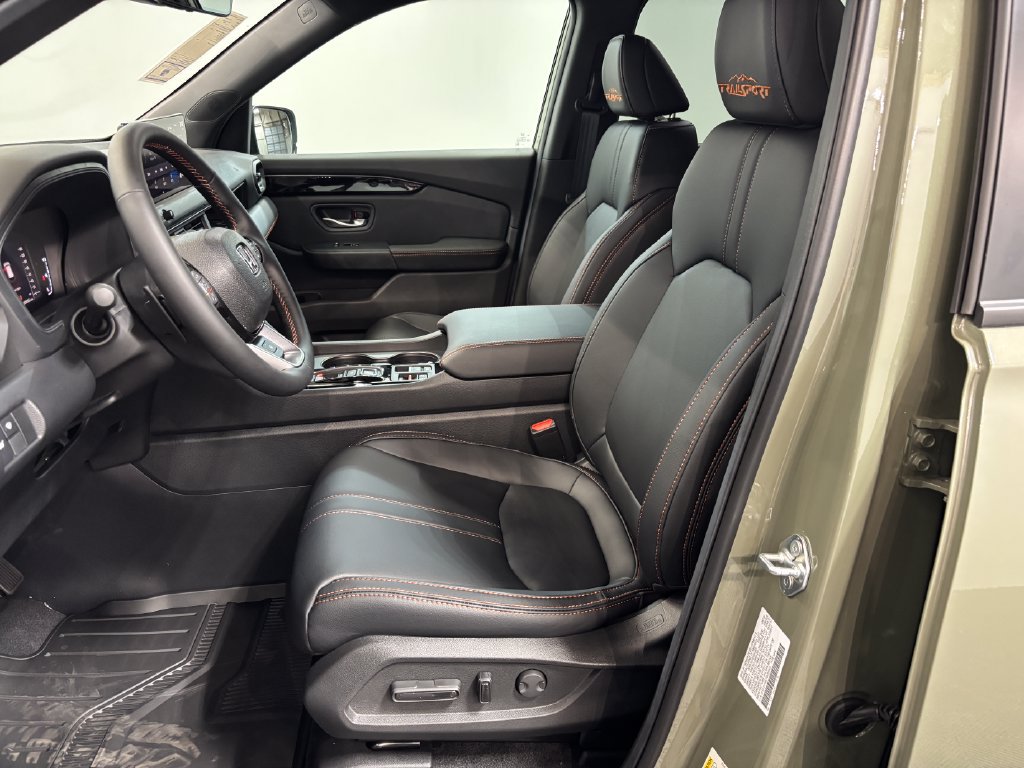 New 2026 Honda Pilot TrailSport image 12