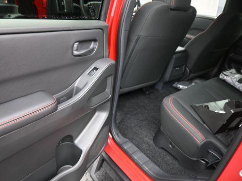 New 2026 Nissan Frontier PRO-4X AWD/4WD image 17