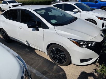 Used 2025 Nissan Versa SR w/ Trunk Package
