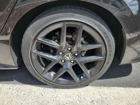 Used 2022 Honda Civic Sport image 16