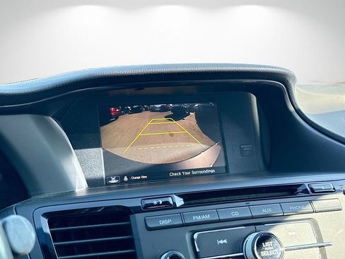 Used 2017 Honda Accord Sport image 29