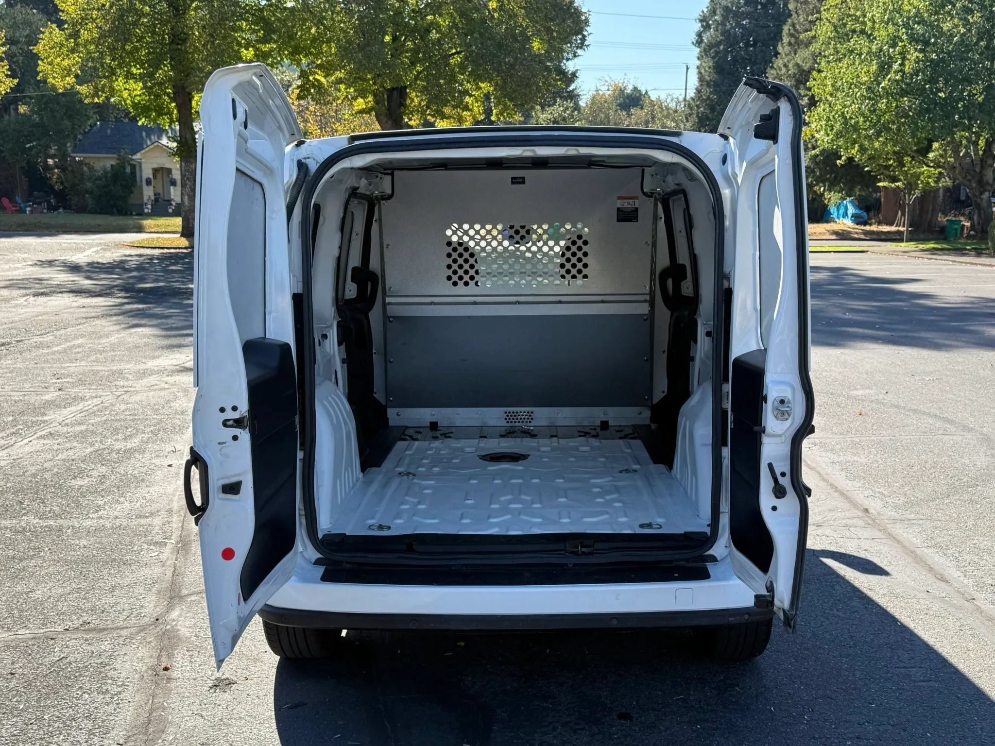 Used 2021 RAM ProMaster City Tradesman FWD image 24