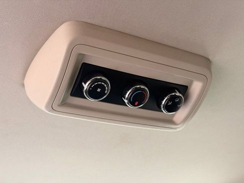 Used 2017 Dodge Grand Caravan SE w/ Power Window Group FWD image 19